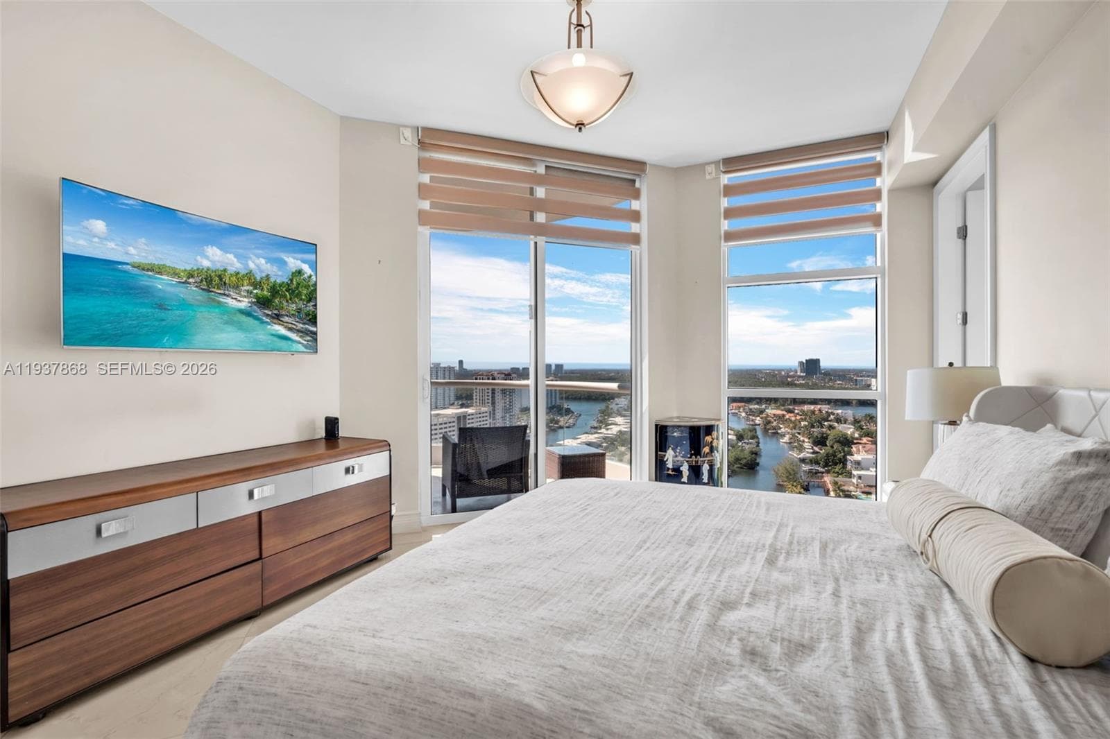 16051 Collins Ave # 2001, Sunny Isles Beach, FL 33160 photo 11