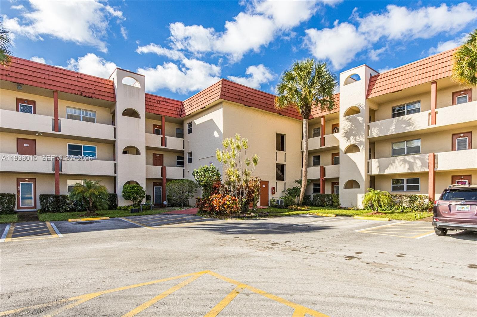 2831 Sunrise Lakes Dr. E # 204, Sunrise, FL 33322 photo 6