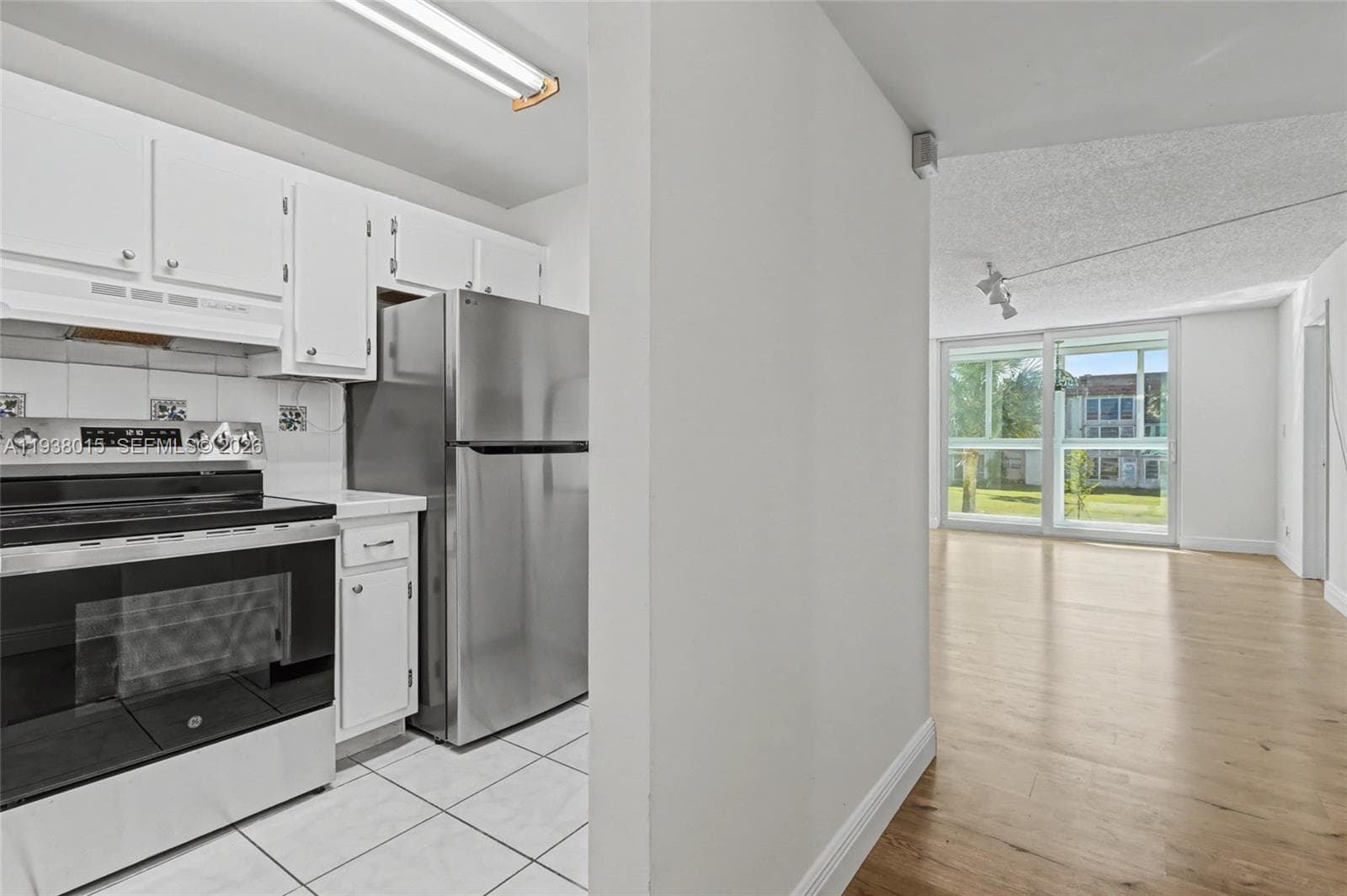 2831 Sunrise Lakes Dr. E # 204, Sunrise, FL 33322 photo 11