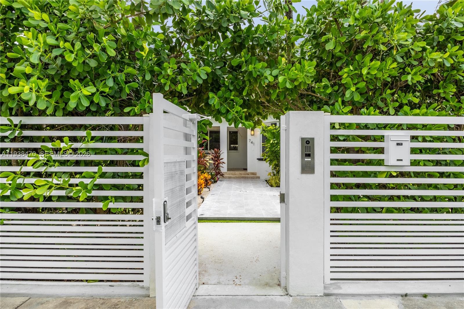 741 NE 87th St, Miami, FL 33138 photo 4