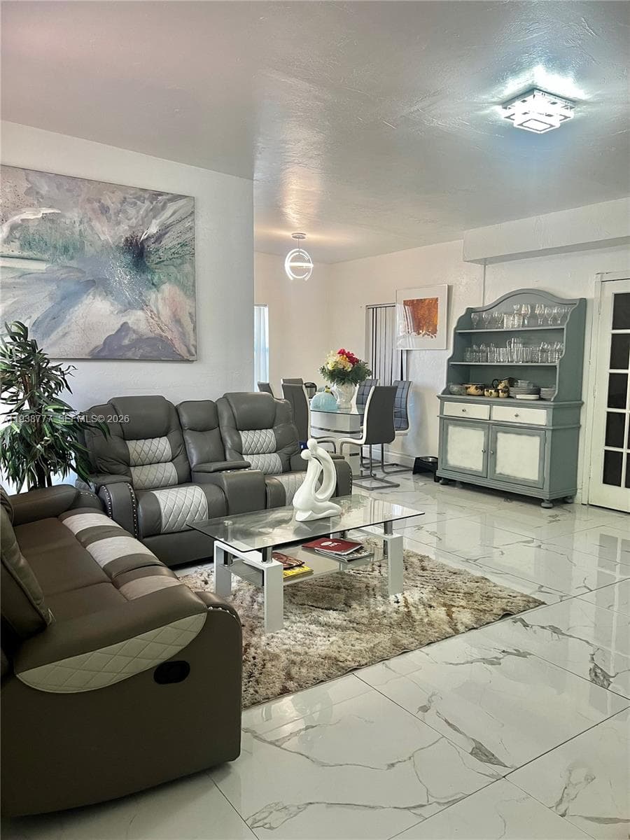 289 NW 109th St, Miami, FL 33168 photo 11