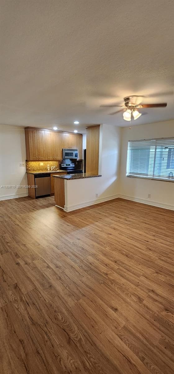 1423 Holly Heights Dr # 17, Fort Lauderdale, FL 33304 photo 11