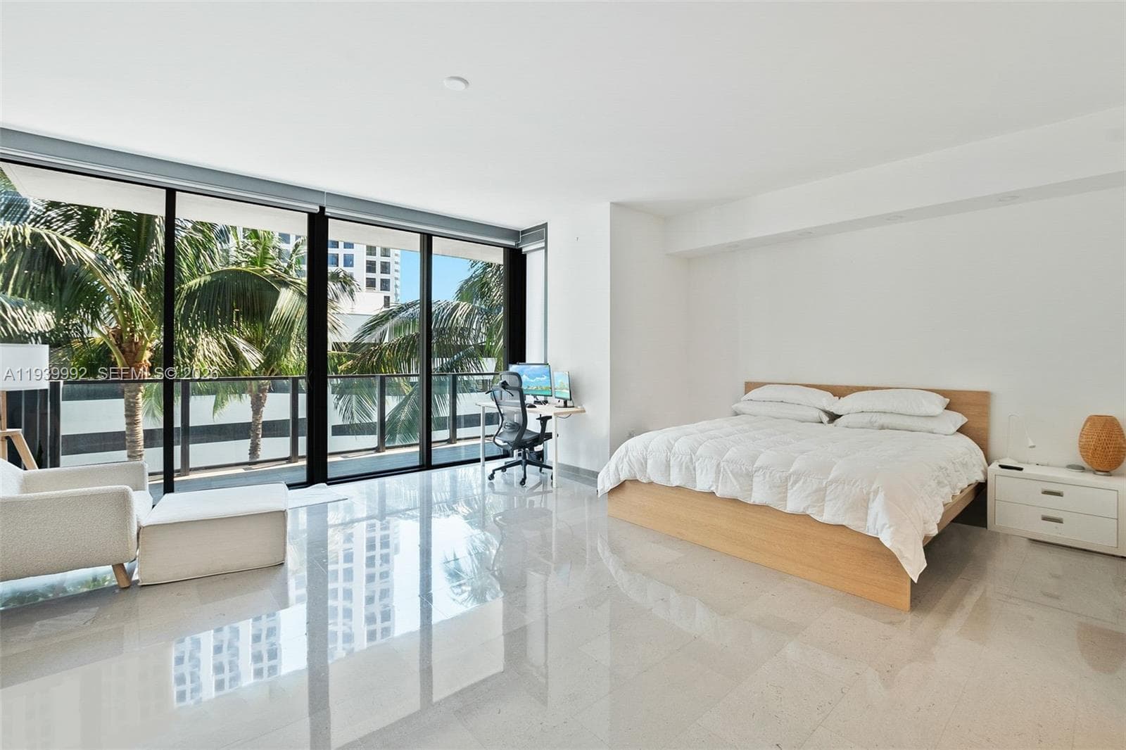 68 SE 6th Street # 805, Miami, FL 33131 photo 9