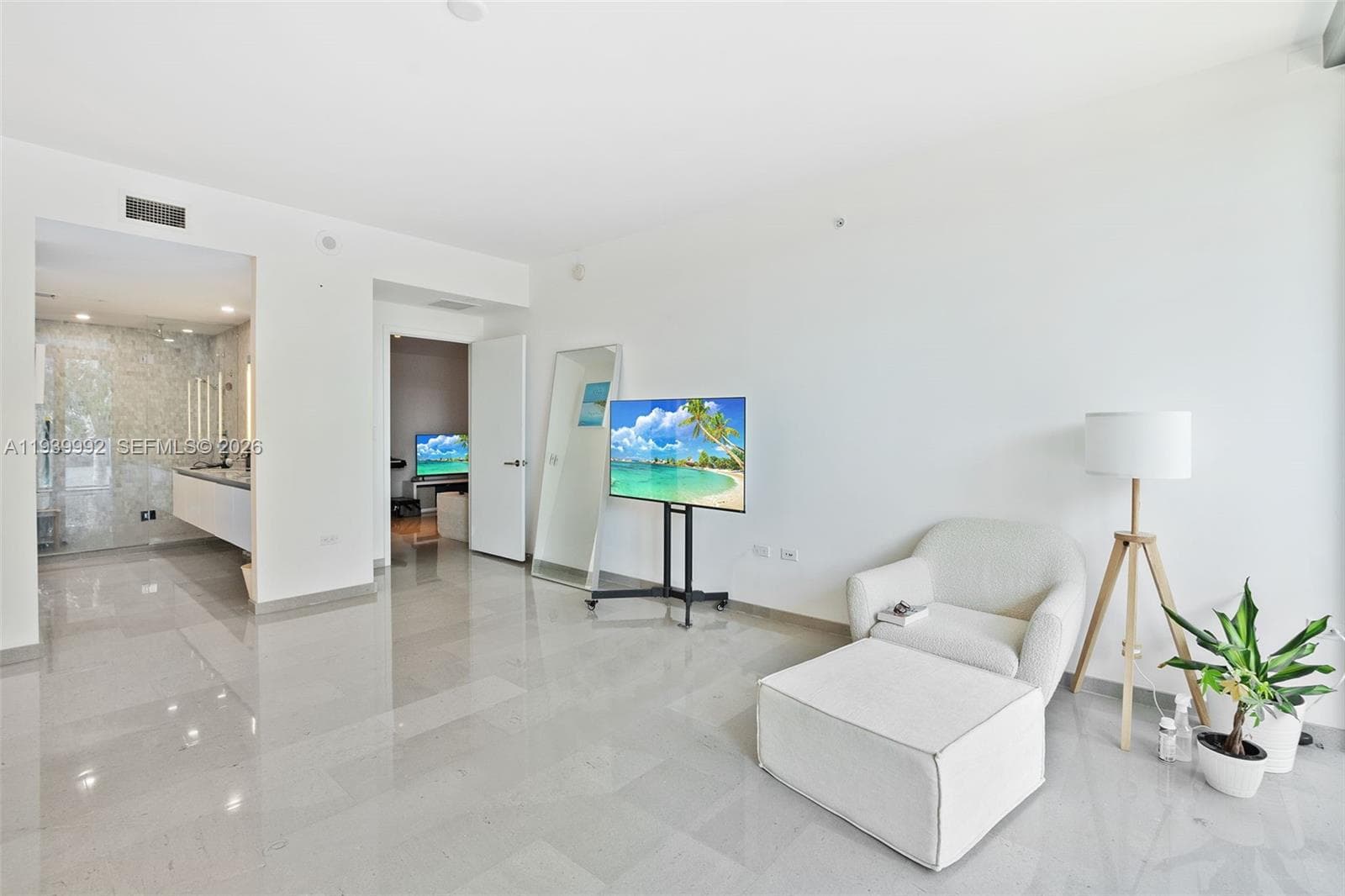 68 SE 6th Street # 805, Miami, FL 33131 photo 10