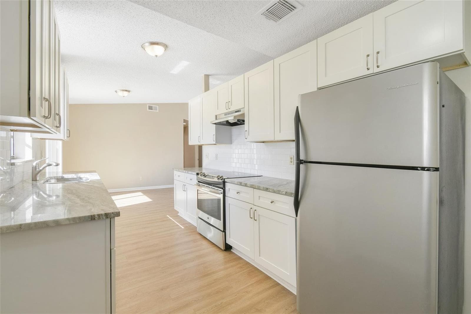 516 SW Buswell Avenue, Port St. Lucie, FL 34983 photo 13
