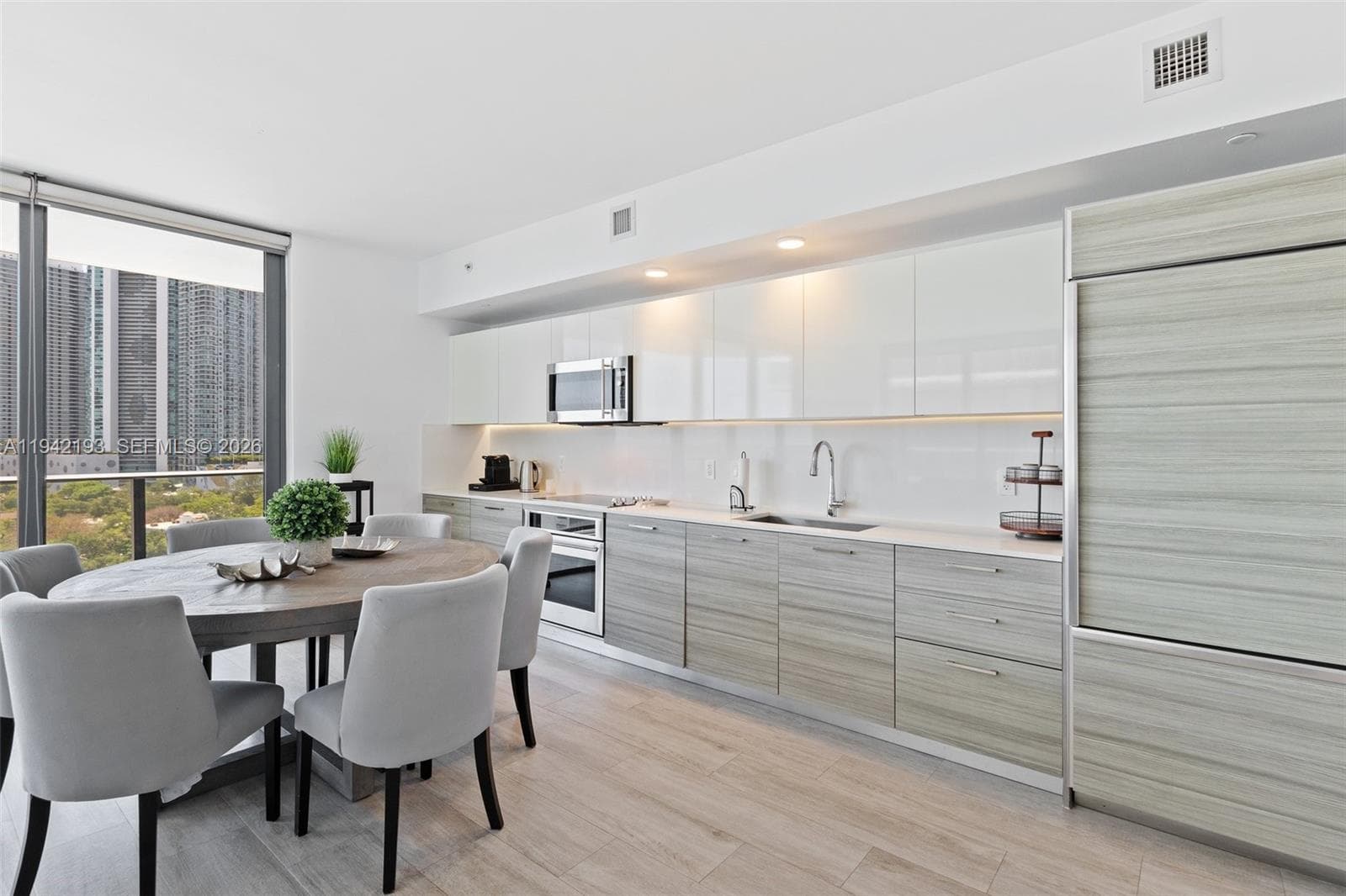 121 NE 34th St # 1008, Miami, FL 33137 photo 10