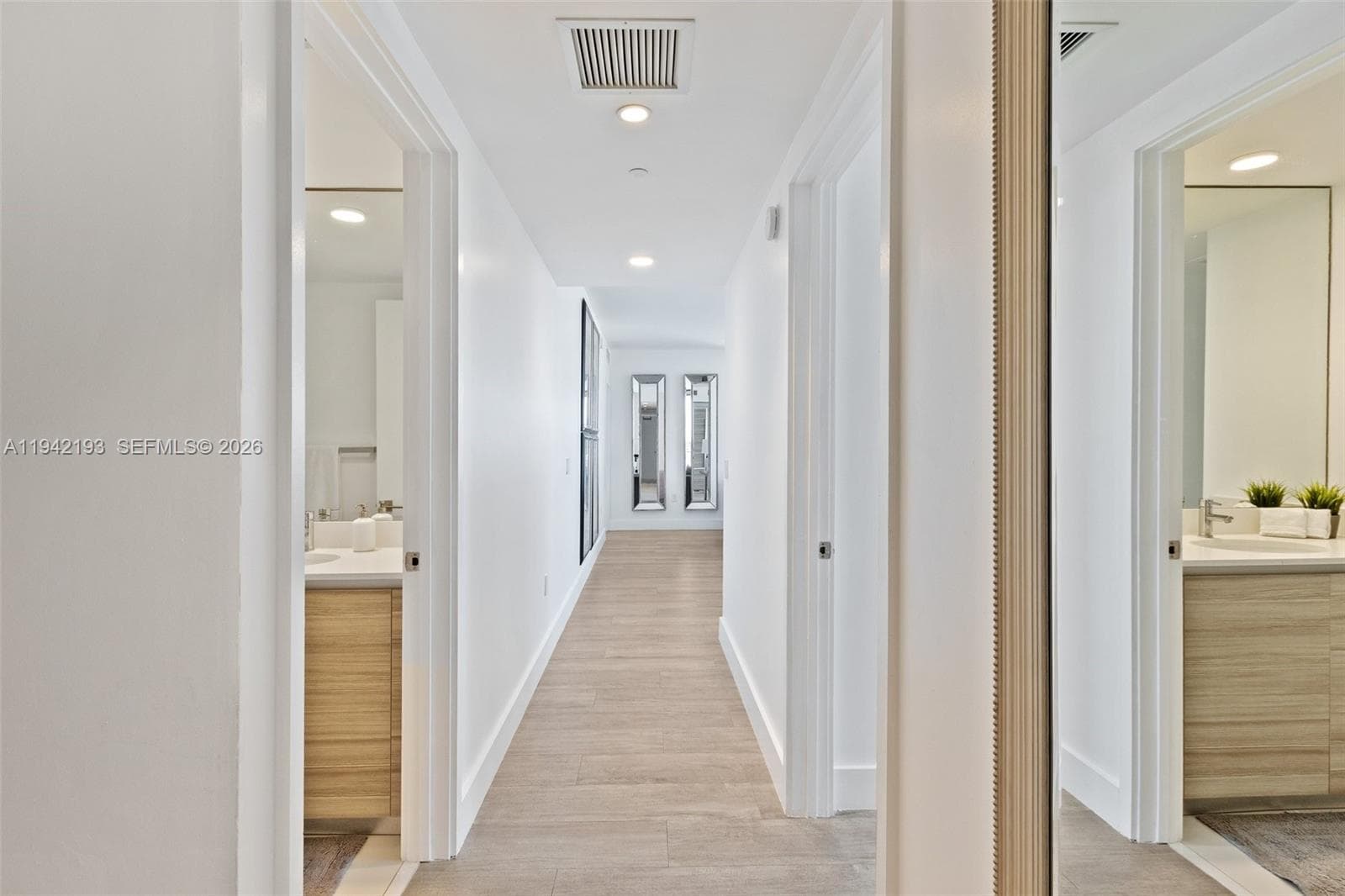 121 NE 34th St # 1008, Miami, FL 33137 photo 11