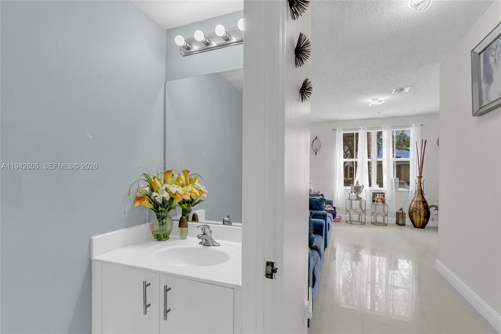 950 NE 42nd Pl, Homestead, FL 33033 photo 8
