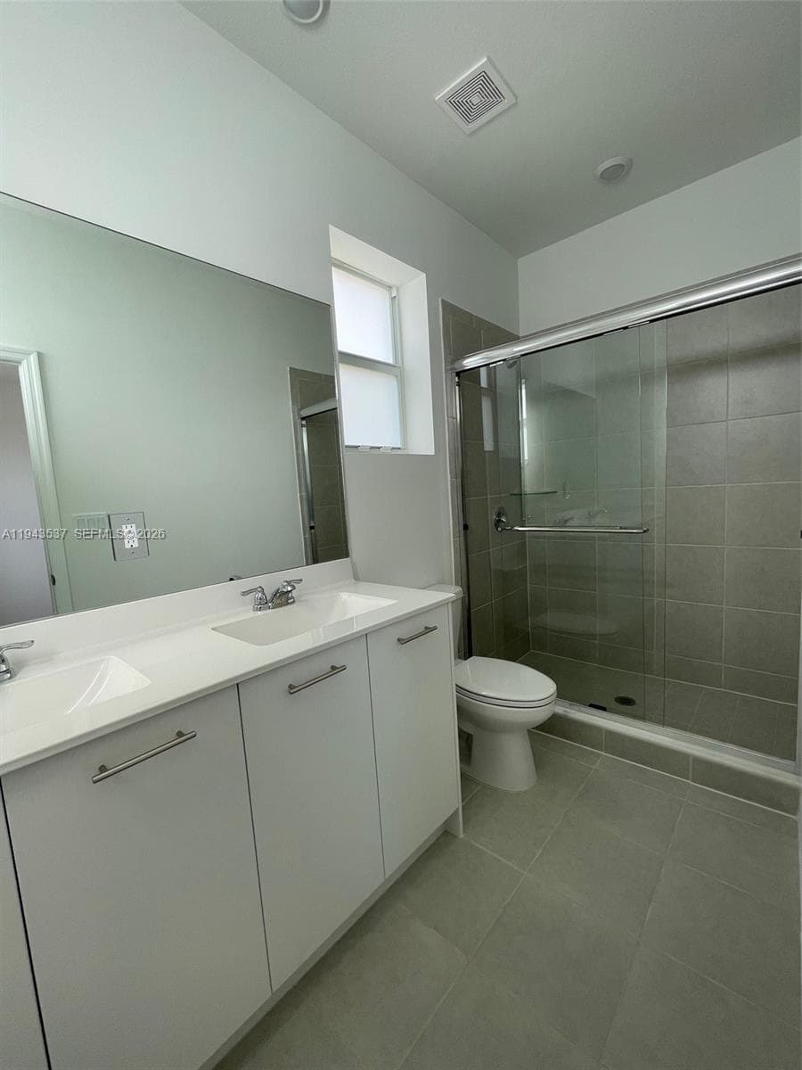 12075 NW 24th Ct, Miami, FL 33167 photo 12