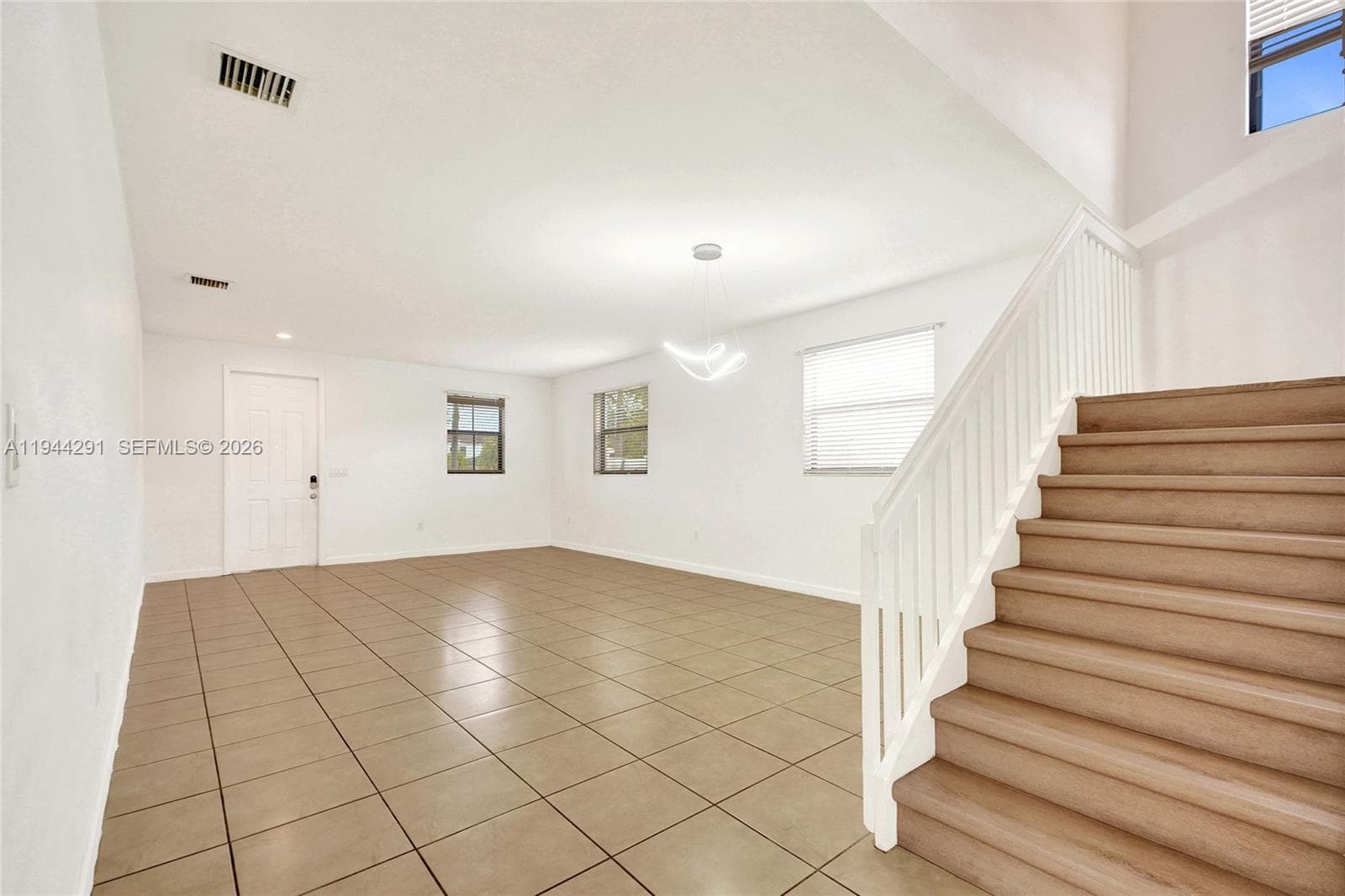 3504 W 94th St, Hialeah, FL 33018 photo 6