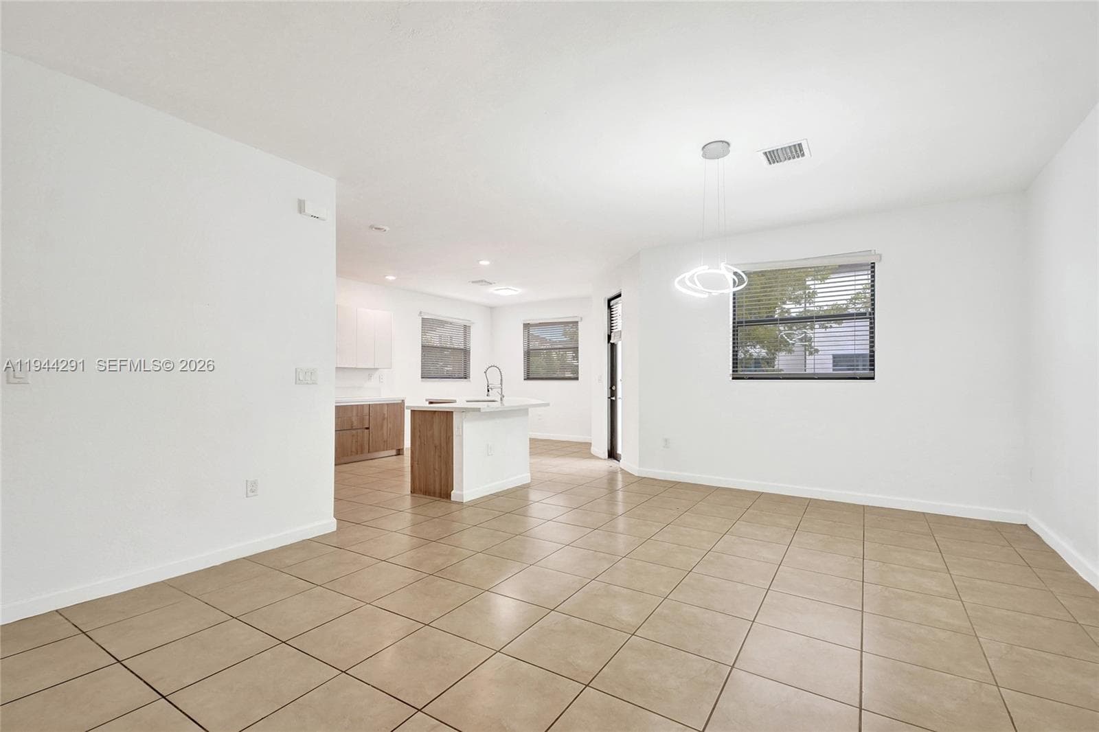 3504 W 94th St, Hialeah, FL 33018 photo 9