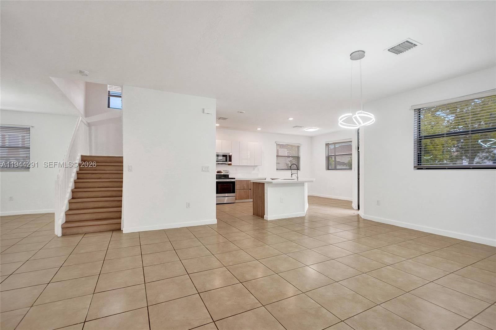 3504 W 94th St, Hialeah, FL 33018 photo 11