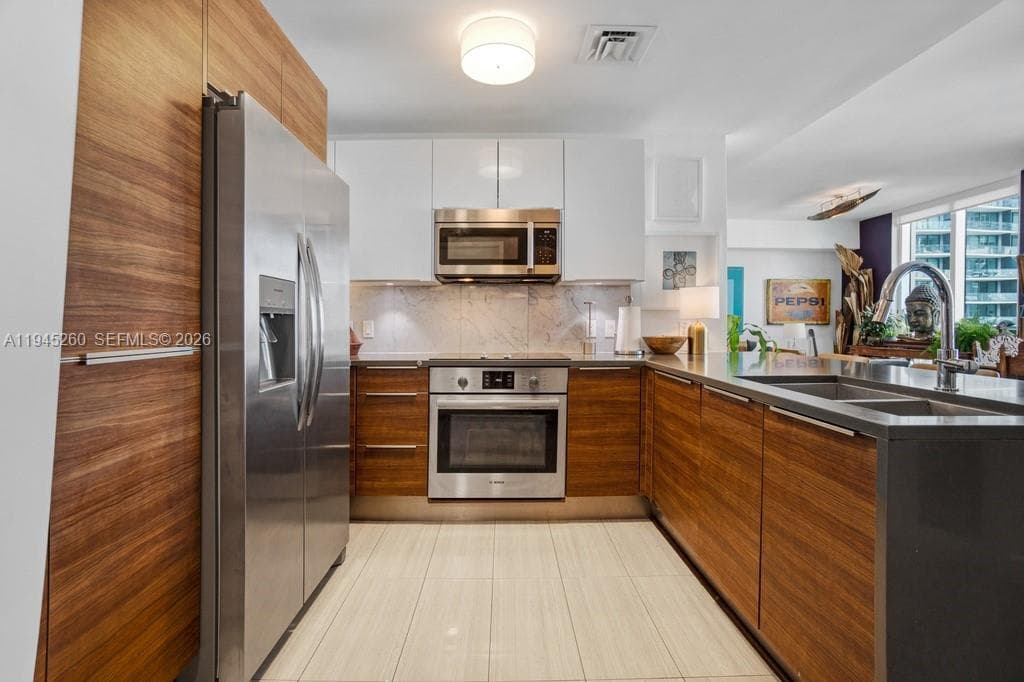 601 NE 27th St # 1505, Miami, FL 33137 photo 5