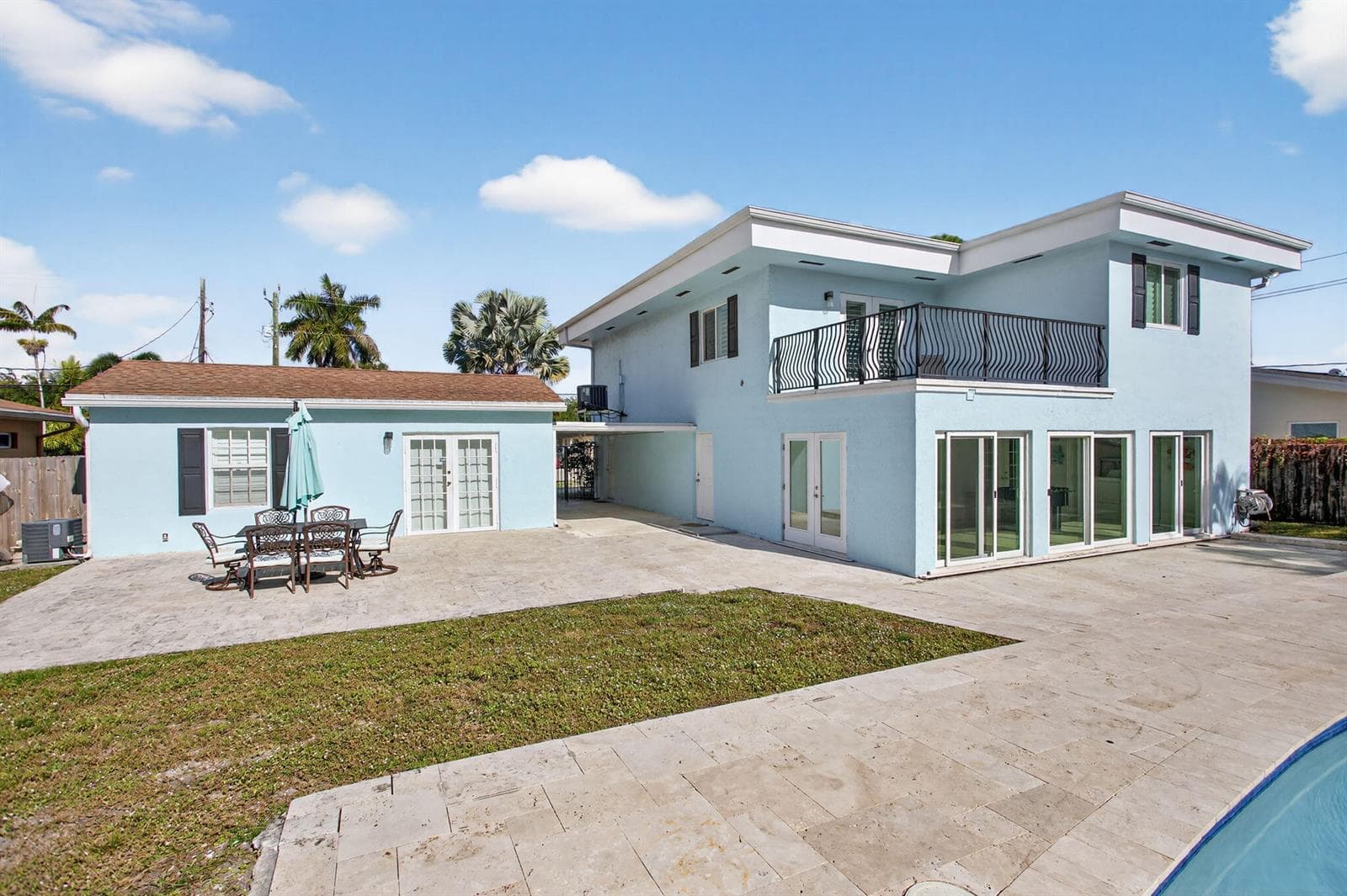 736 NE 34th Court, Oakland Park, FL 33334 photo 6