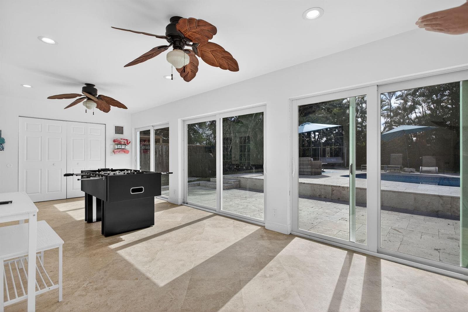 736 NE 34th Court, Oakland Park, FL 33334 photo 9