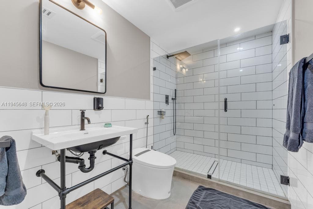 888 Biscayne Blvd # 2409, Miami, FL 33132 photo 11