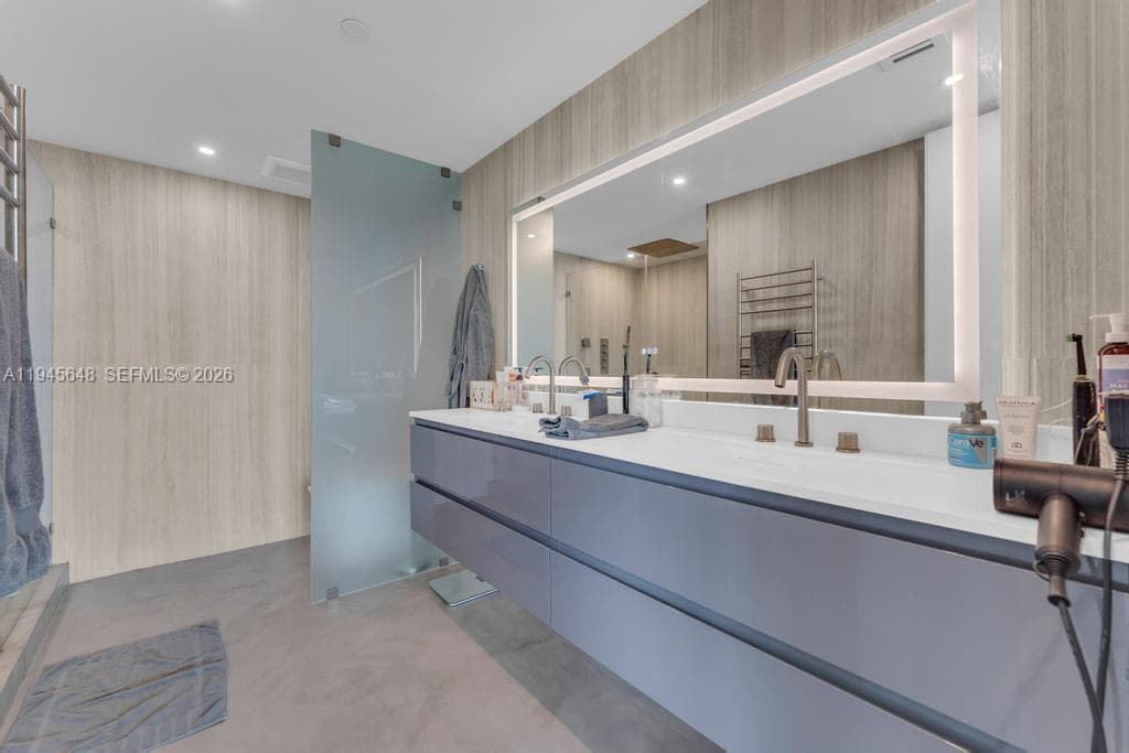 888 Biscayne Blvd # 2409, Miami, FL 33132 photo 8