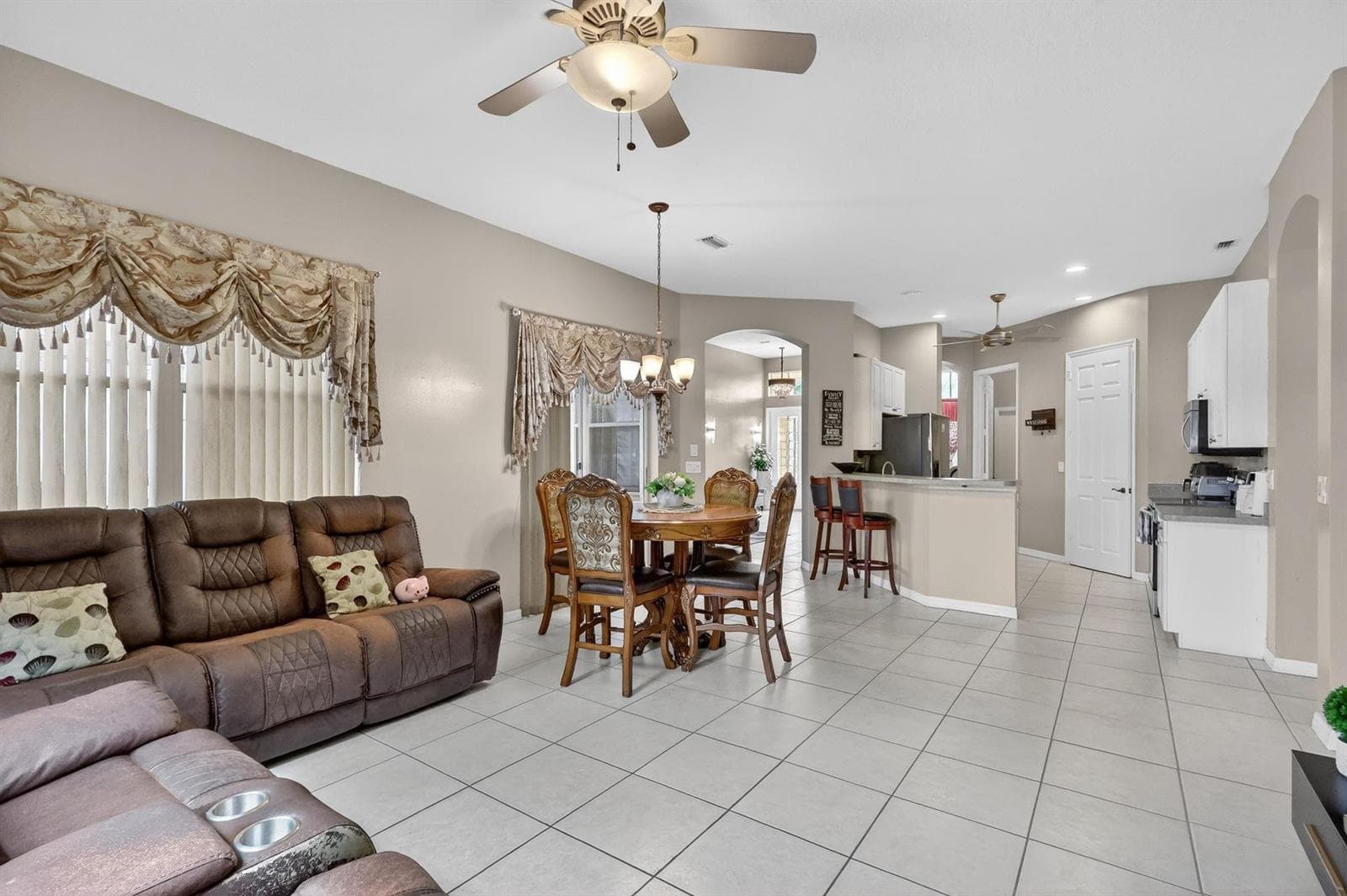 544 SW Lake Manatee Way, Port St. Lucie, FL 34986 photo 10
