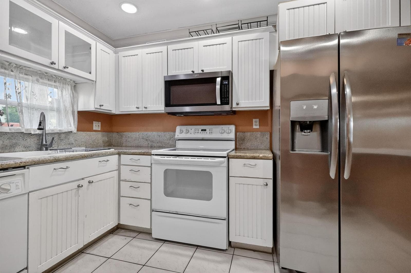 9410 N Hollybrook Lake Drive # 303, Pembroke Pines, FL 33025 photo 2