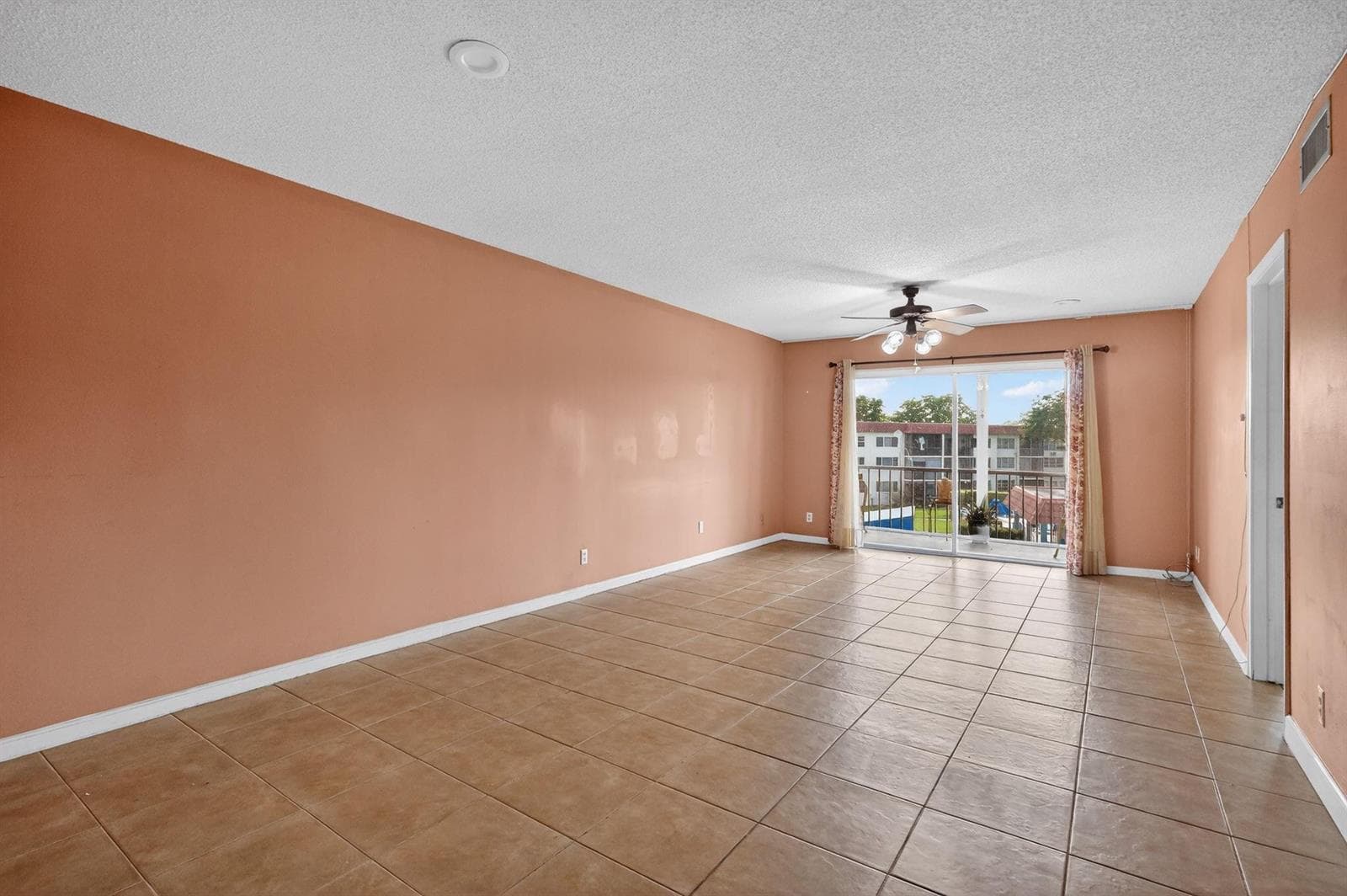 9410 N Hollybrook Lake Drive # 303, Pembroke Pines, FL 33025 photo 3