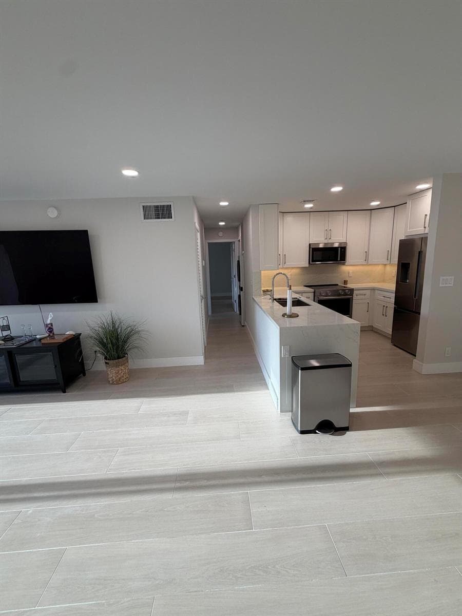 6347 Bay Club Drive # 3, Fort Lauderdale, FL 33308 photo 2