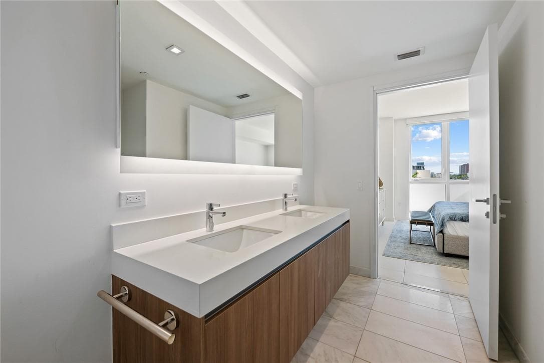 401 N Birch Road # 411, Fort Lauderdale, FL 33304 photo 13