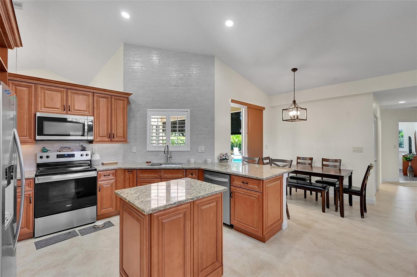 4910 NW 104th Avenue, Coral Springs, FL 33076 photo 8