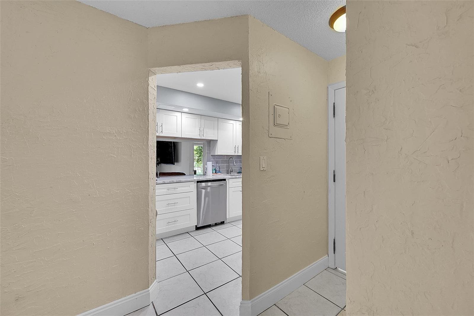 3909 N Ocean Boulevard # 108, Fort Lauderdale, FL 33308 photo 7