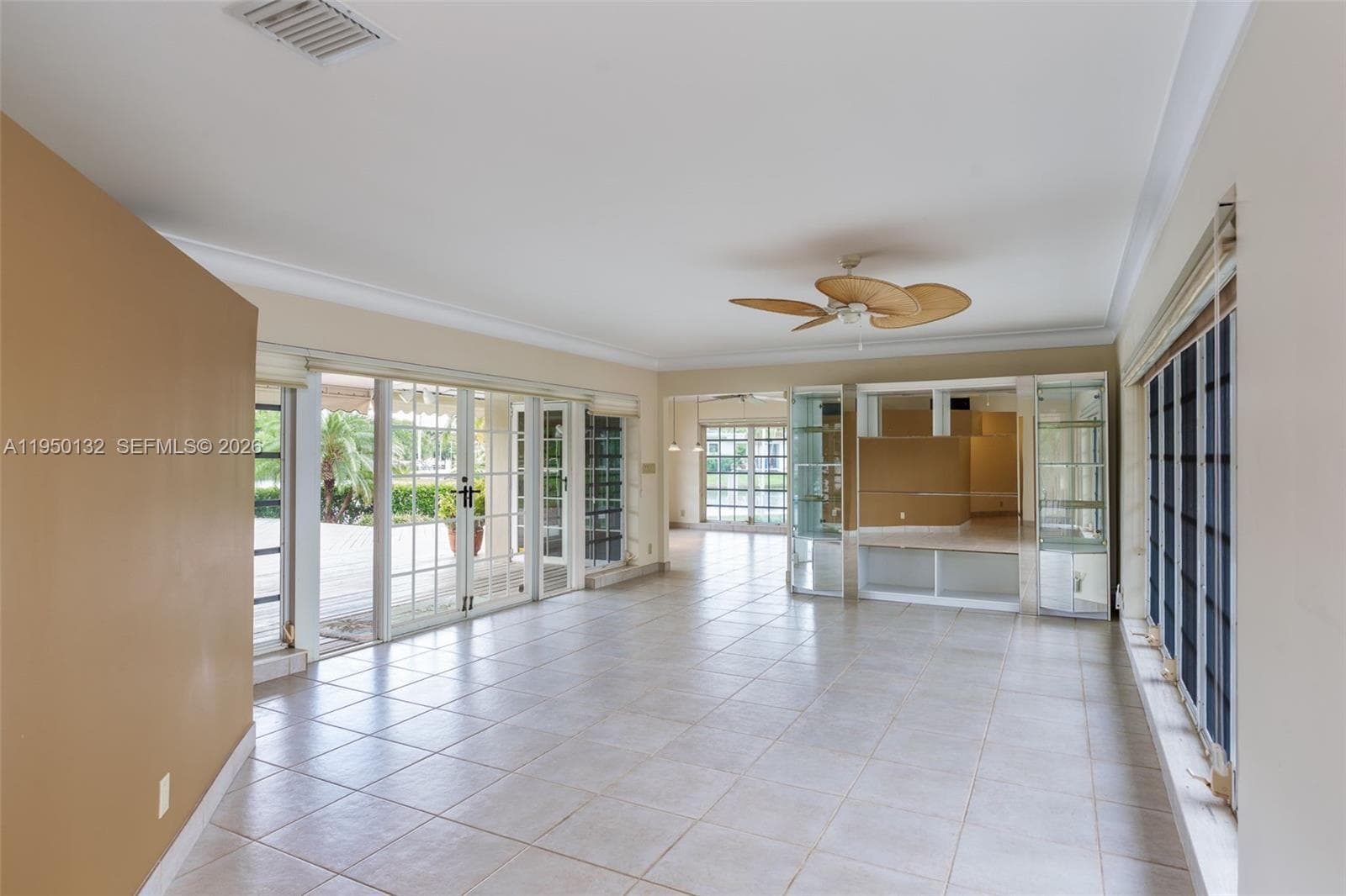 2130 NE 15th St, Fort Lauderdale, FL 33304 photo 13