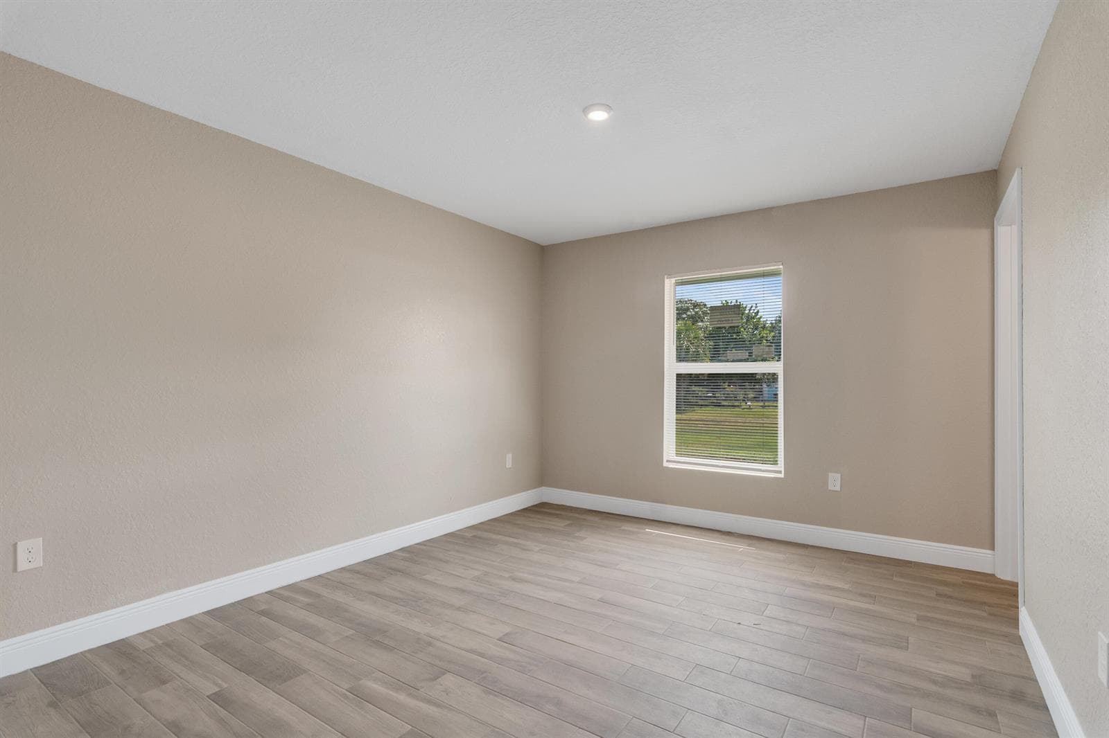 1405 Avenue G # Apt A, Fort Pierce, FL 34950 photo 13