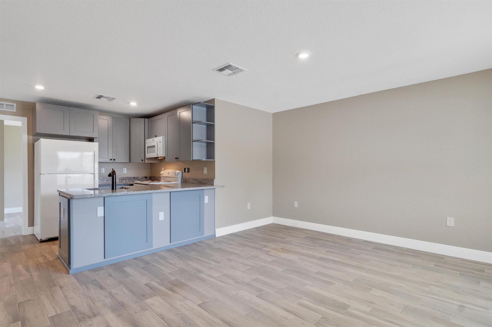 1405 Avenue G # Apt A, Fort Pierce, FL 34950 photo 8