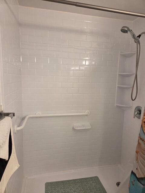 460 Horizons W # 111, Boynton Beach, FL 33435 photo 12