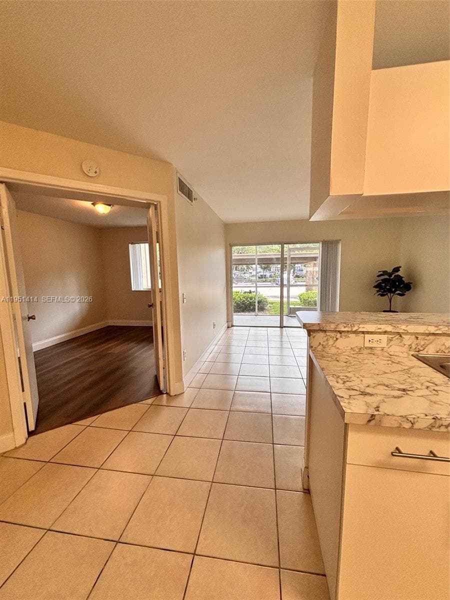 450 S Park Rd # 5-104, Hollywood, FL 33021 photo 9