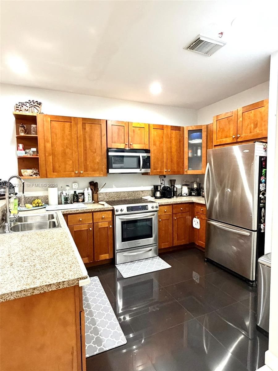 10780 NW 74th Ln, Doral, FL 33178 photo 13