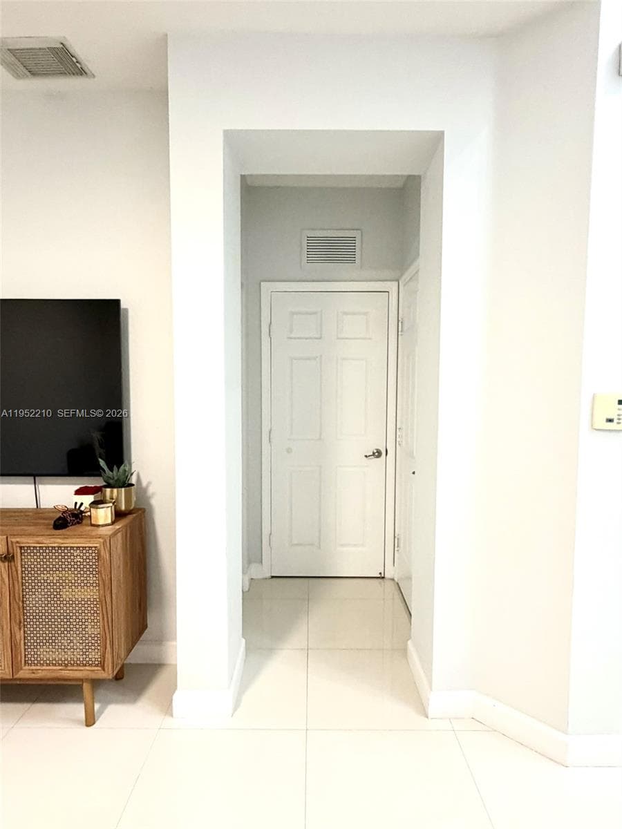 10780 NW 74th Ln, Doral, FL 33178 photo 8