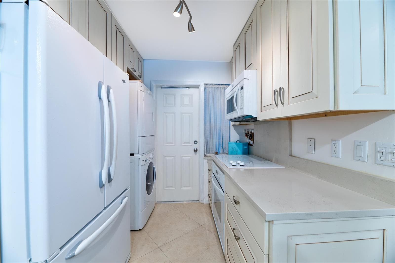 1021 Hillsboro Mile # G1, Hillsboro Beach, FL 33062 photo 8