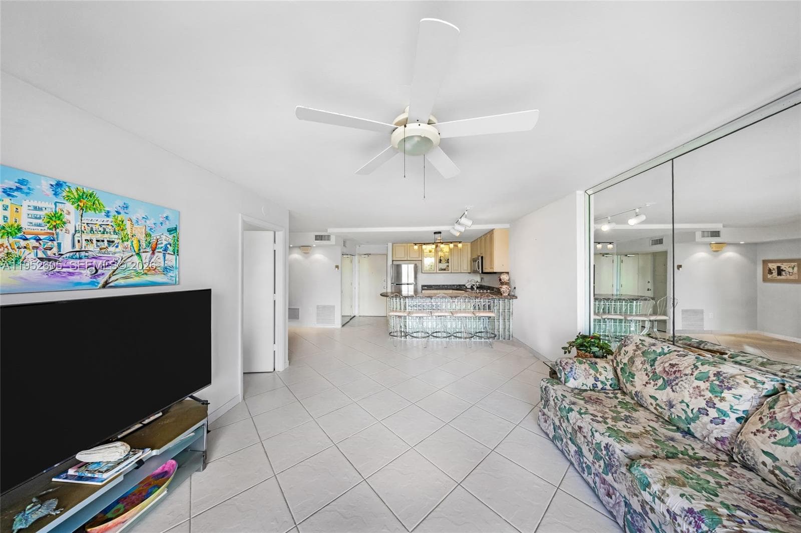 465 Ocean Dr # 419, Miami Beach, FL 33139 photo 12