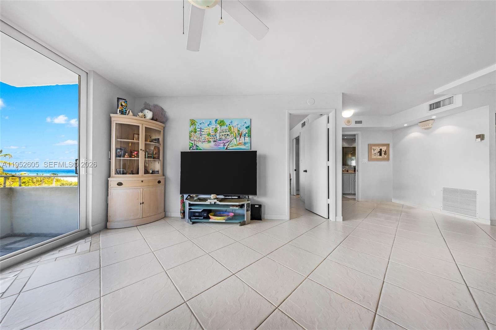 465 Ocean Dr # 419, Miami Beach, FL 33139 photo 11
