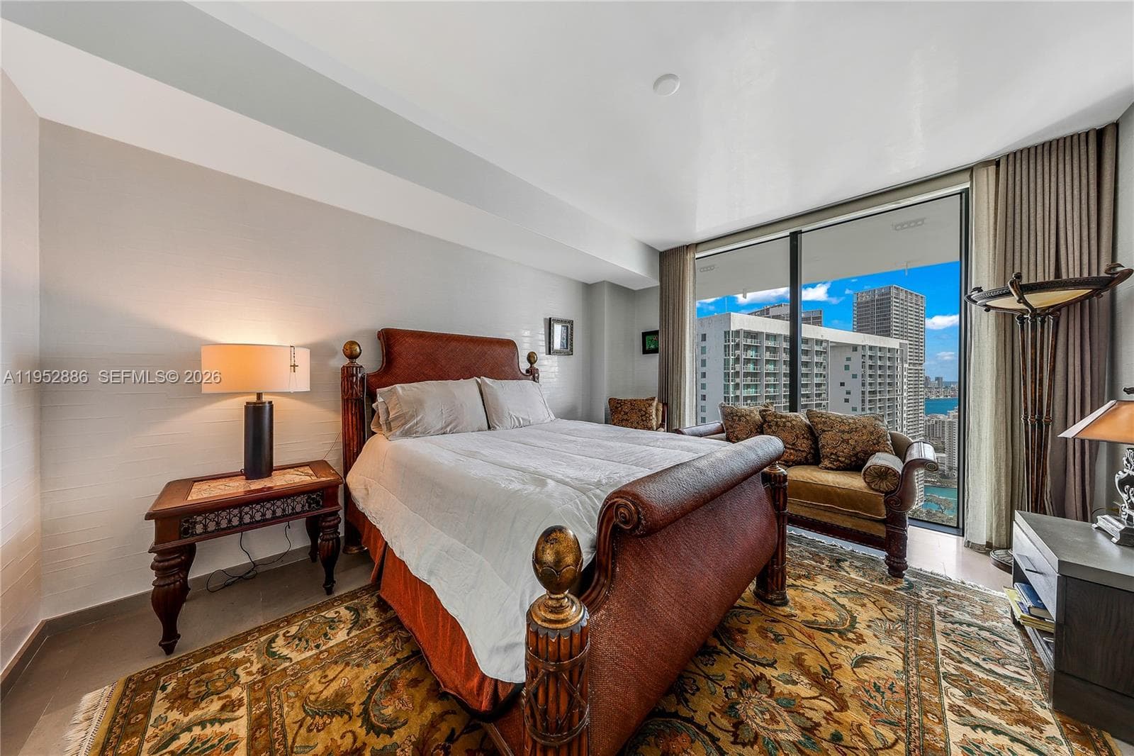 68 SE 6th St # 3309, Miami, FL 33131 photo 8