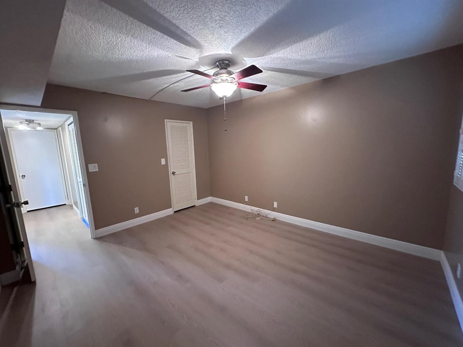 3850 Oaks Clubhouse Drive # 403, Pompano Beach, FL 33069 photo 11
