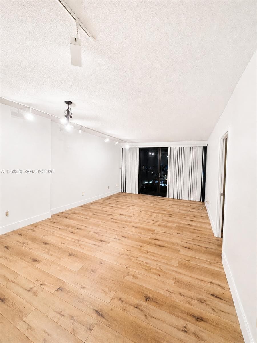 1470 NE 123rd St # A1011, North Miami, FL 33161 photo 9