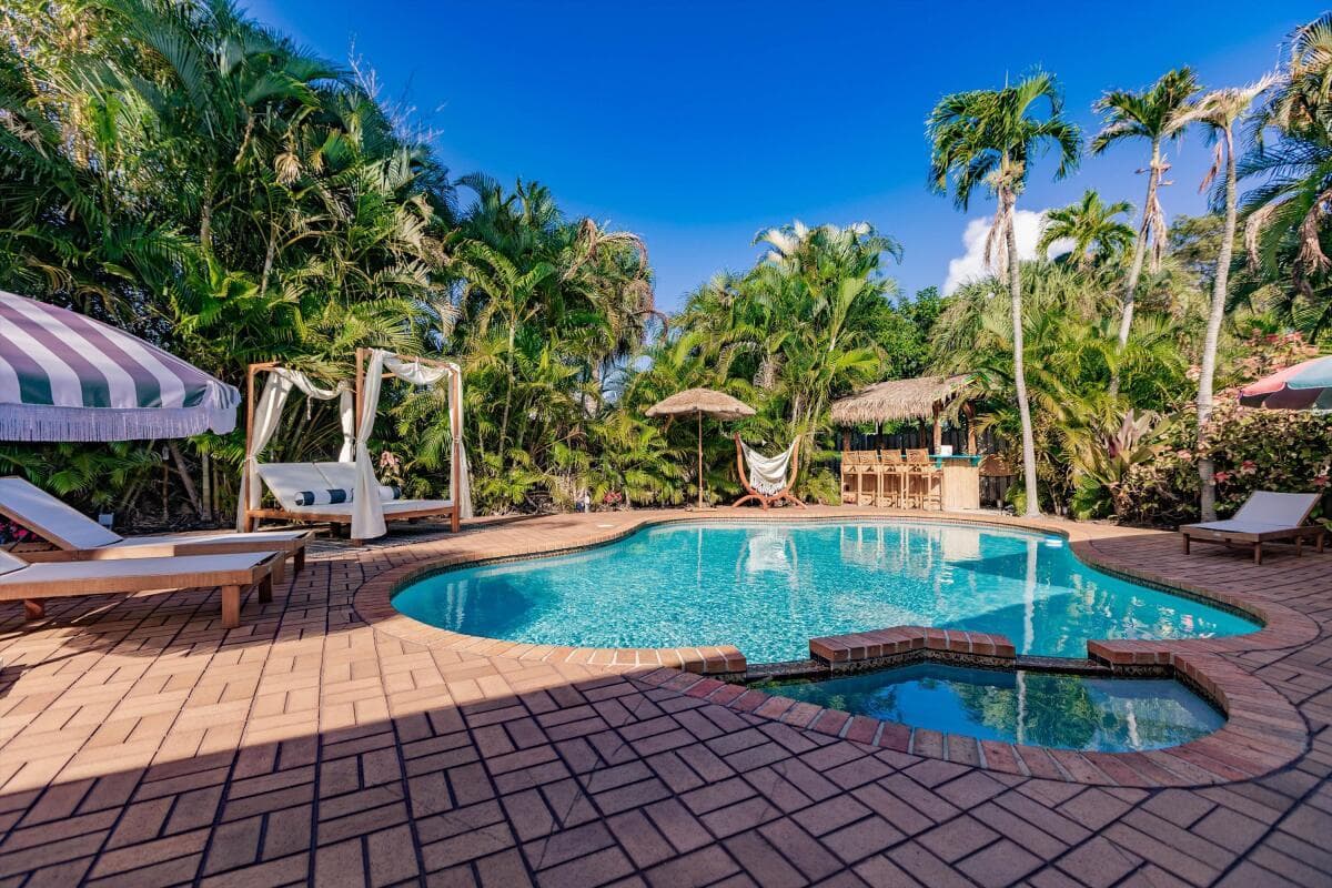 245 N Tradewinds Avenue, Lauderdale By The Sea, FL 33308 photo 8