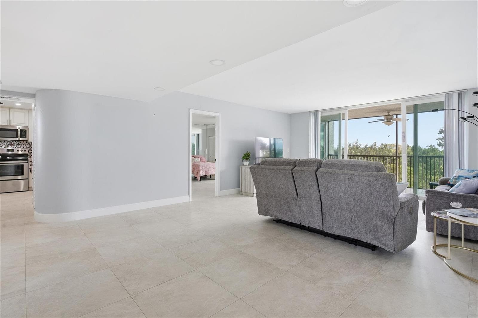 3910 Inverrary Boulevard # 708-B, Lauderhill, FL 33319 photo 6