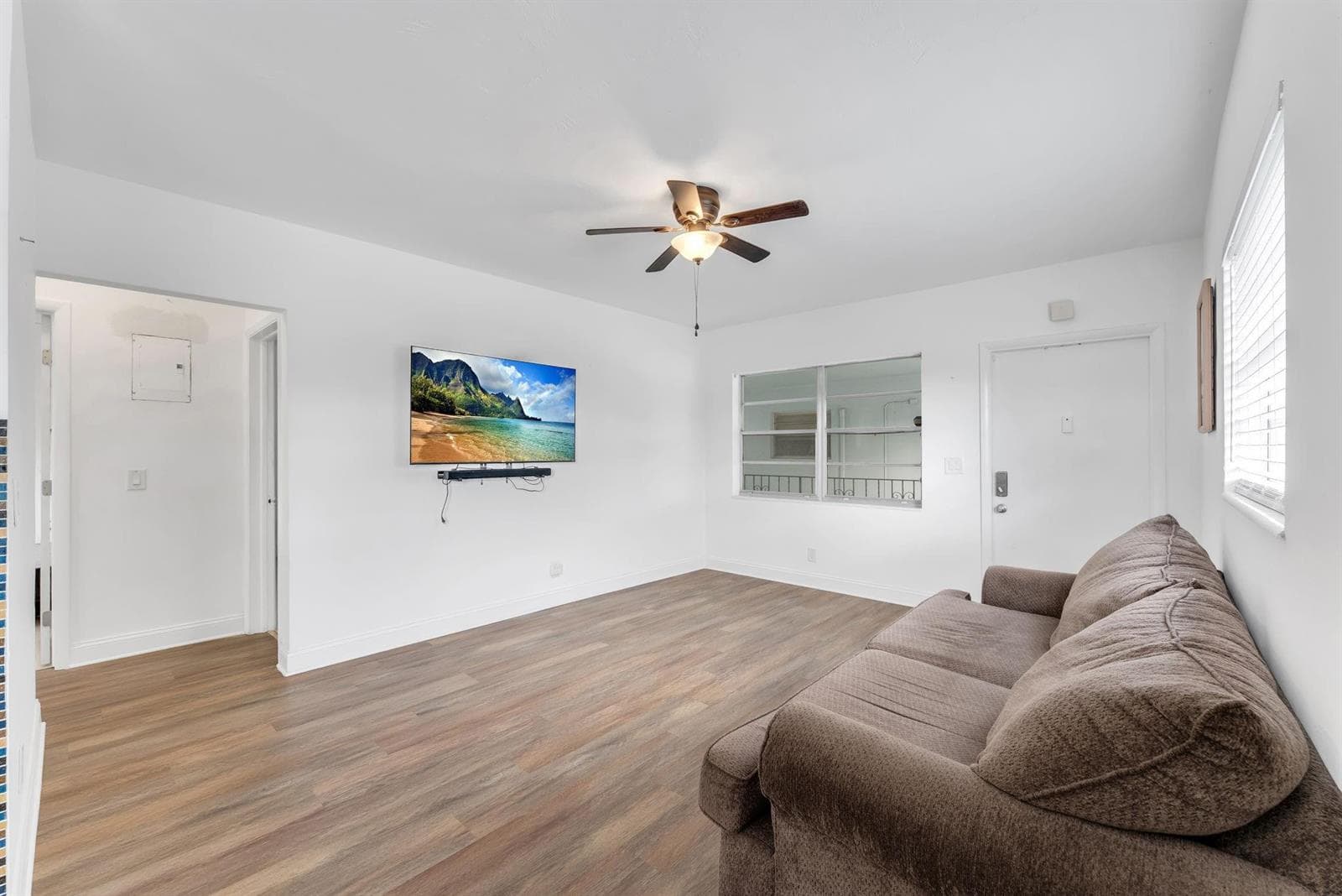 7401 Pines Boulevard # 201, Pembroke Pines, FL 33024 photo 6