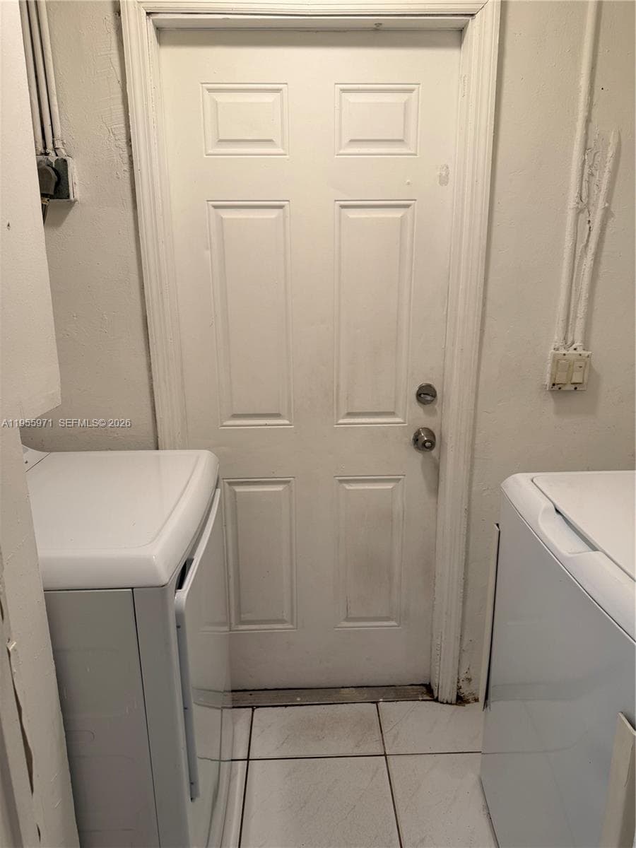 6532 SW 18th Ct, North Lauderdale, FL 33068 photo 10
