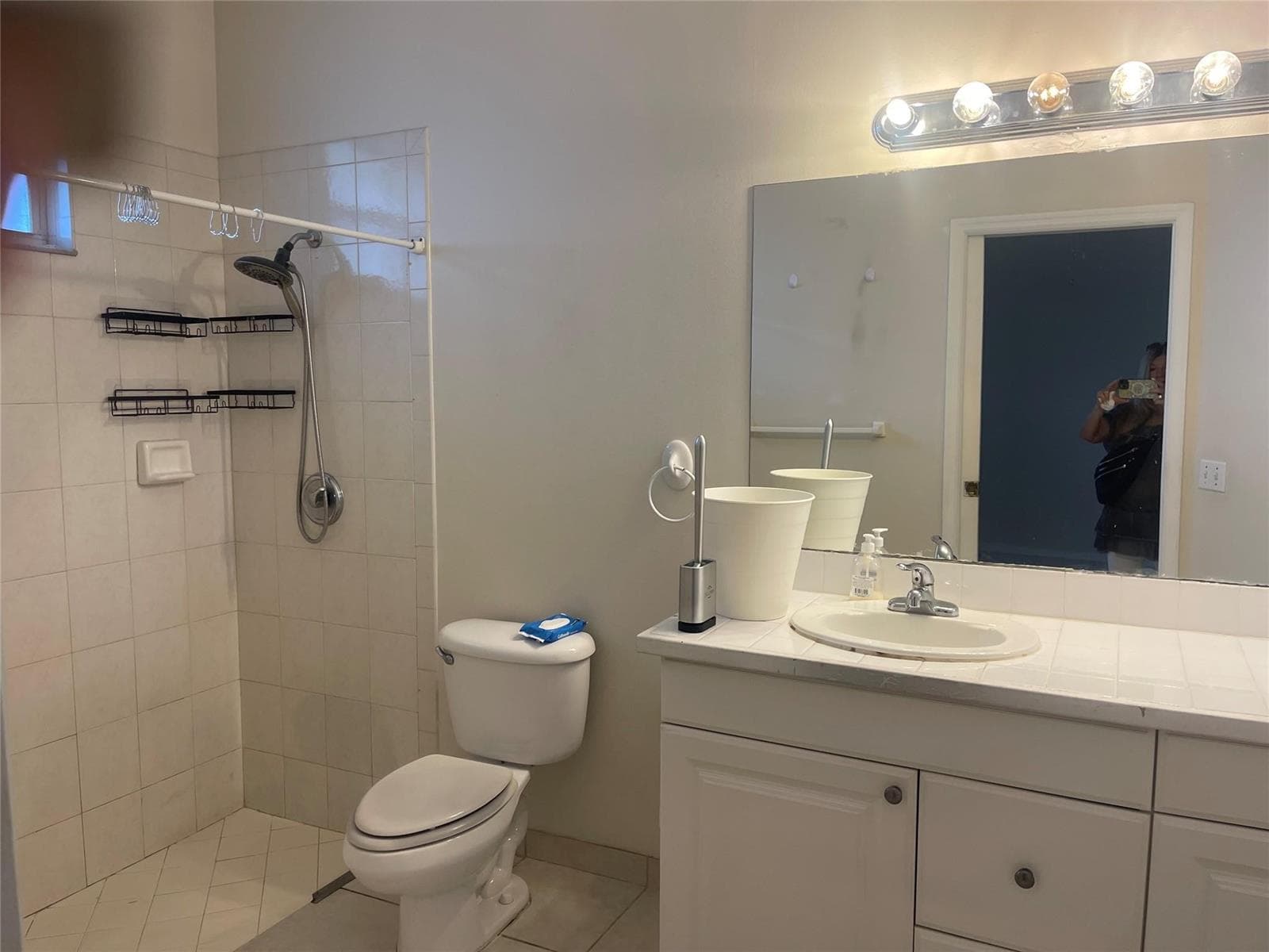 717 NE 4th Street, Hallandale Beach, FL 33009 photo 8