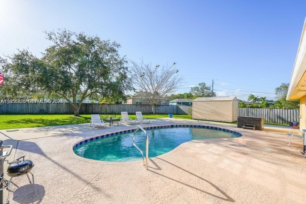 714 NE Lanfair St, Port St. Lucie, FL 34983 photo 12