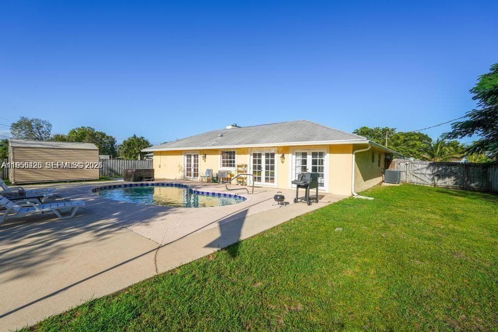 714 NE Lanfair St, Port St. Lucie, FL 34983 photo 7