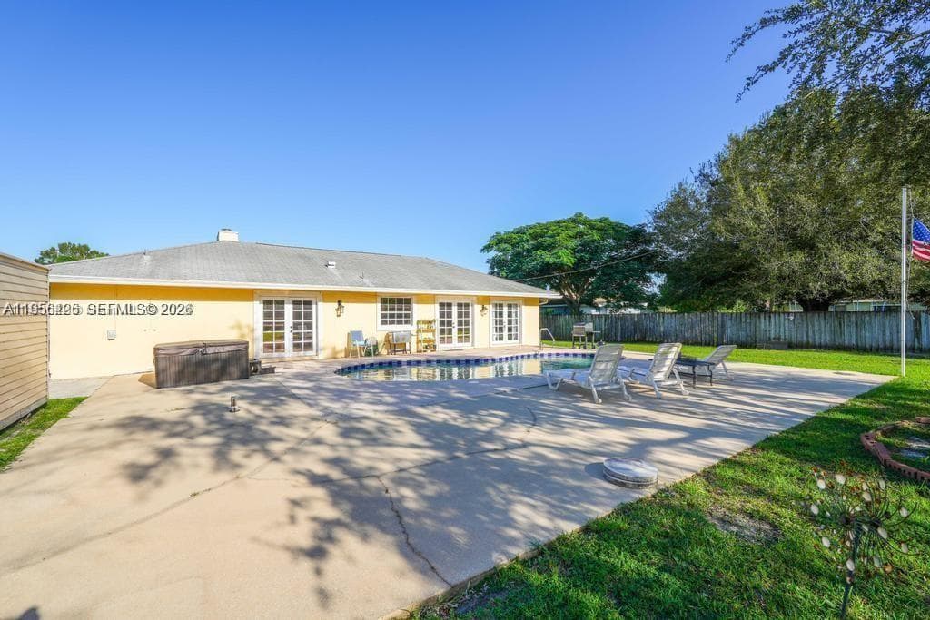 714 NE Lanfair St, Port St. Lucie, FL 34983 photo 9