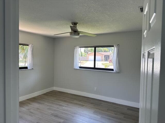 907 SE Lake Street, Stuart, FL 34994 photo 7